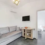 μyrtali וילה